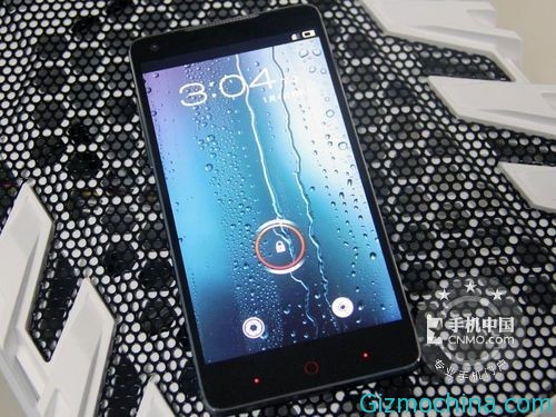 DE1E9328EFD60215FE8F9C6F90DA44D9