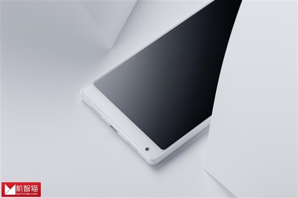White Xiaomi Mi MIX 6