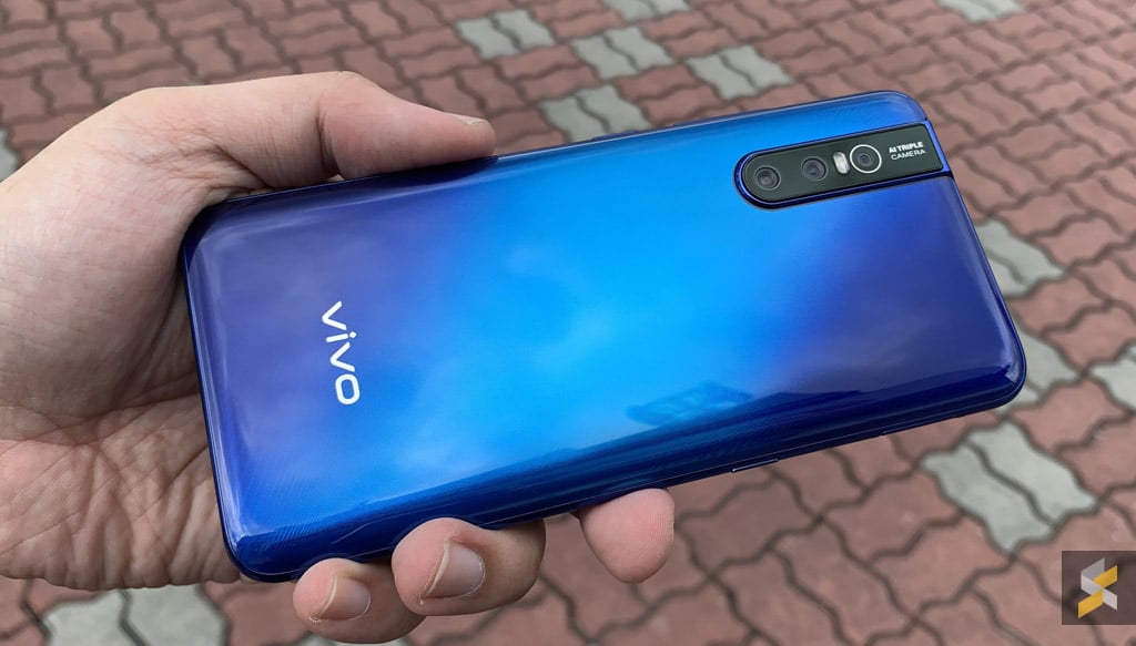 Vivo V15 Pro Hands On Images Reveal It Design From All Angles