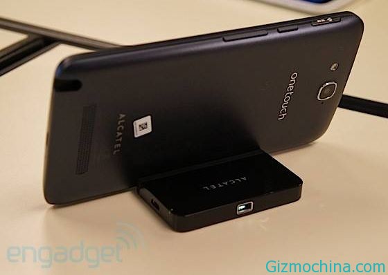 alcatel-one-touch-pico-projector