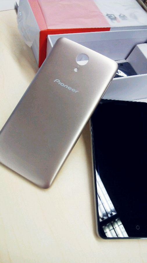 Pioneer E82L Unboxing
