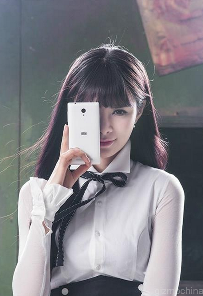 IUNI Launches IUNI I1 – Beautiful Smartphone for Women