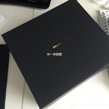 meizu-headphones.jpg image