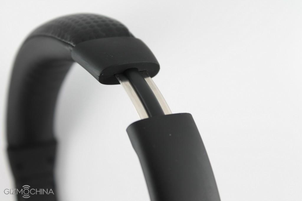 Ausdom M05 Over the ear Bluetooth Headset Review Gizmochina