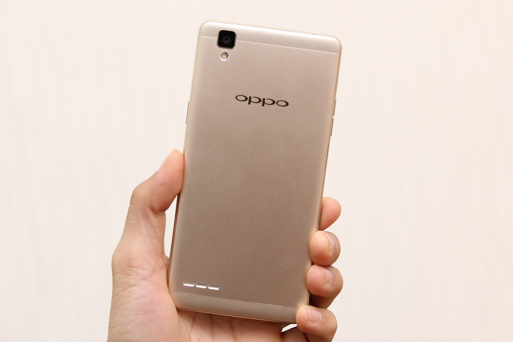 OPPO F1 004