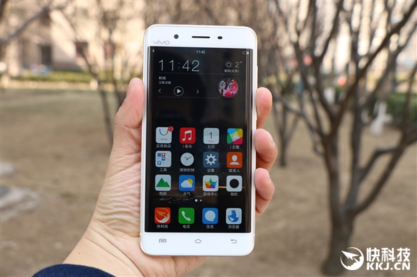 vivo xplay 5 (2)