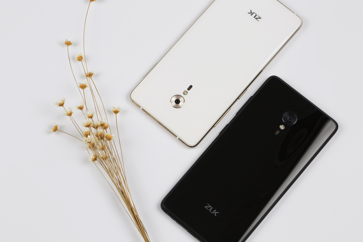 zuk z2 pro 01