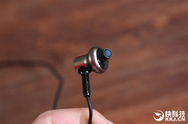 Xiaomi piston 3 pro in-ear headphone