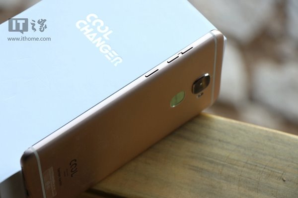 Coolpad Cool Changer S1 Hands On Images - Awesome Beauty - Gizmochina