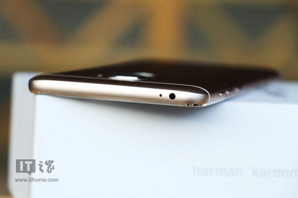 Coolpad Cool Changer S1 Hands On Images - Awesome Beauty - Gizmochina