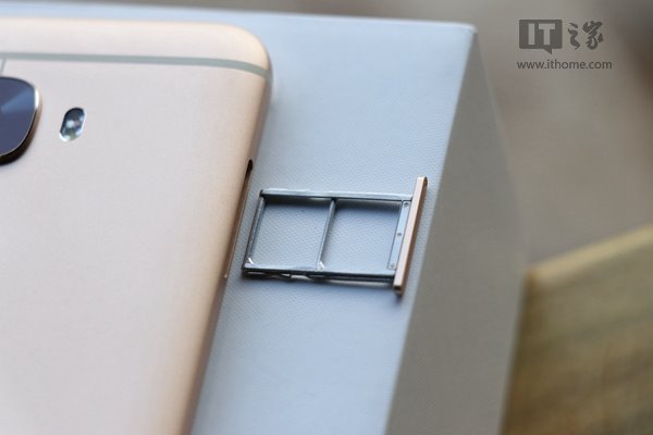 Coolpad Cool Changer S1 Hands On Images - Awesome Beauty - Gizmochina