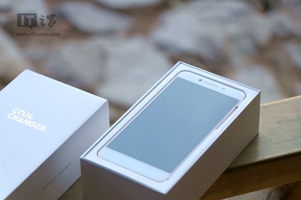 Coolpad Cool Changer S1 Hands On Images - Awesome Beauty - Gizmochina