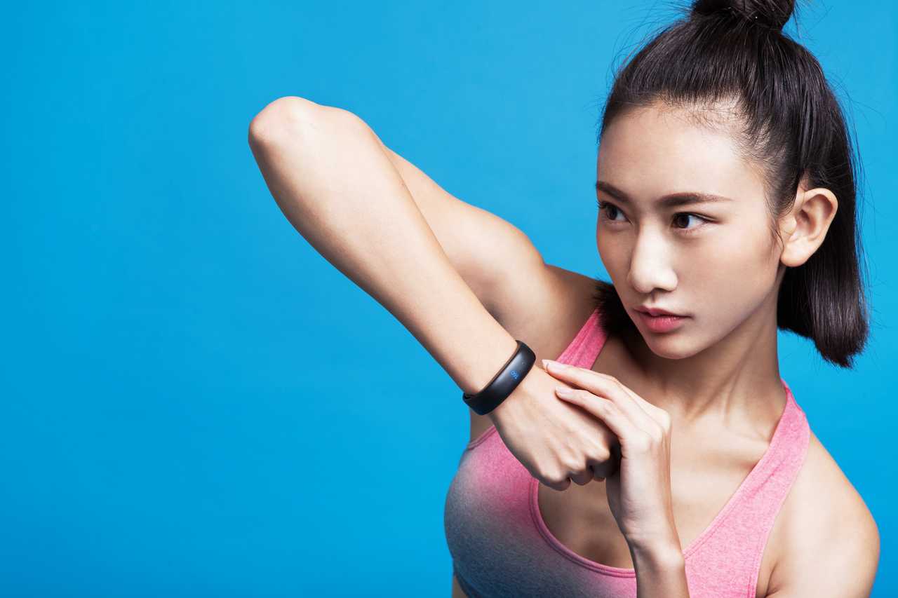 Meizu Band Official Featuring Integrated OLED Display at just 229 Yuan ...