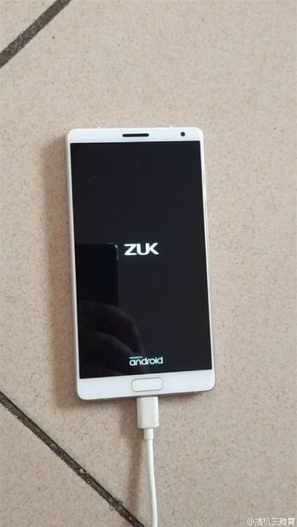 zuk-edge-white