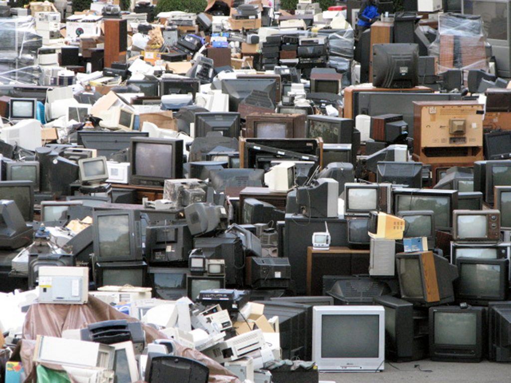 E Waste Level Rising Up Rapidly In Asia Gizmochina e-waste-level-rising-up-rapidly-in-asia-gizmochina