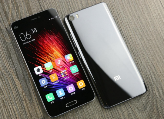 Xiaomi Mi 5 with Glass Back 