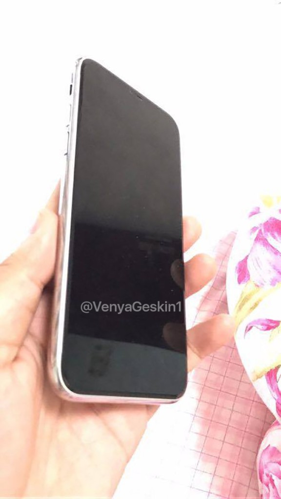 iPhone 8 dummy unit