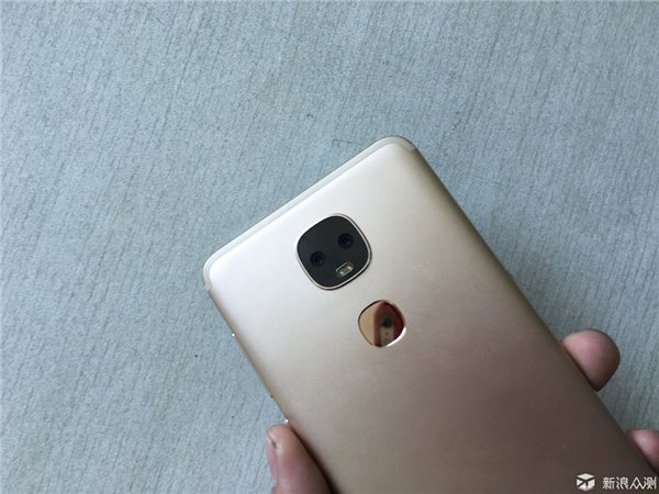 LeEco Le Pro 3 AI Edition