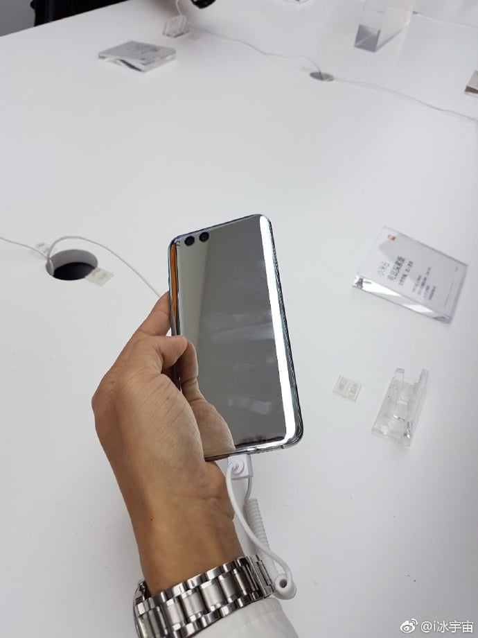 Elegant Xiaomi Mi 6 Silver Edition Handson Images Elegant Xiaomi Mi 6 Silver Edition Handson Images