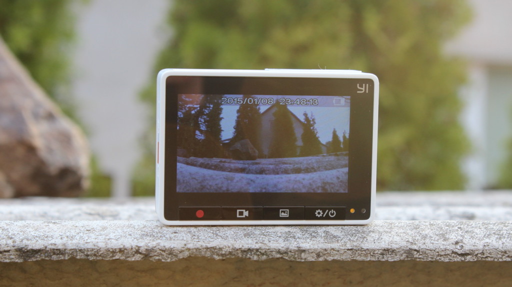 Get Xiaomi YI Dashcam for just $46.99!