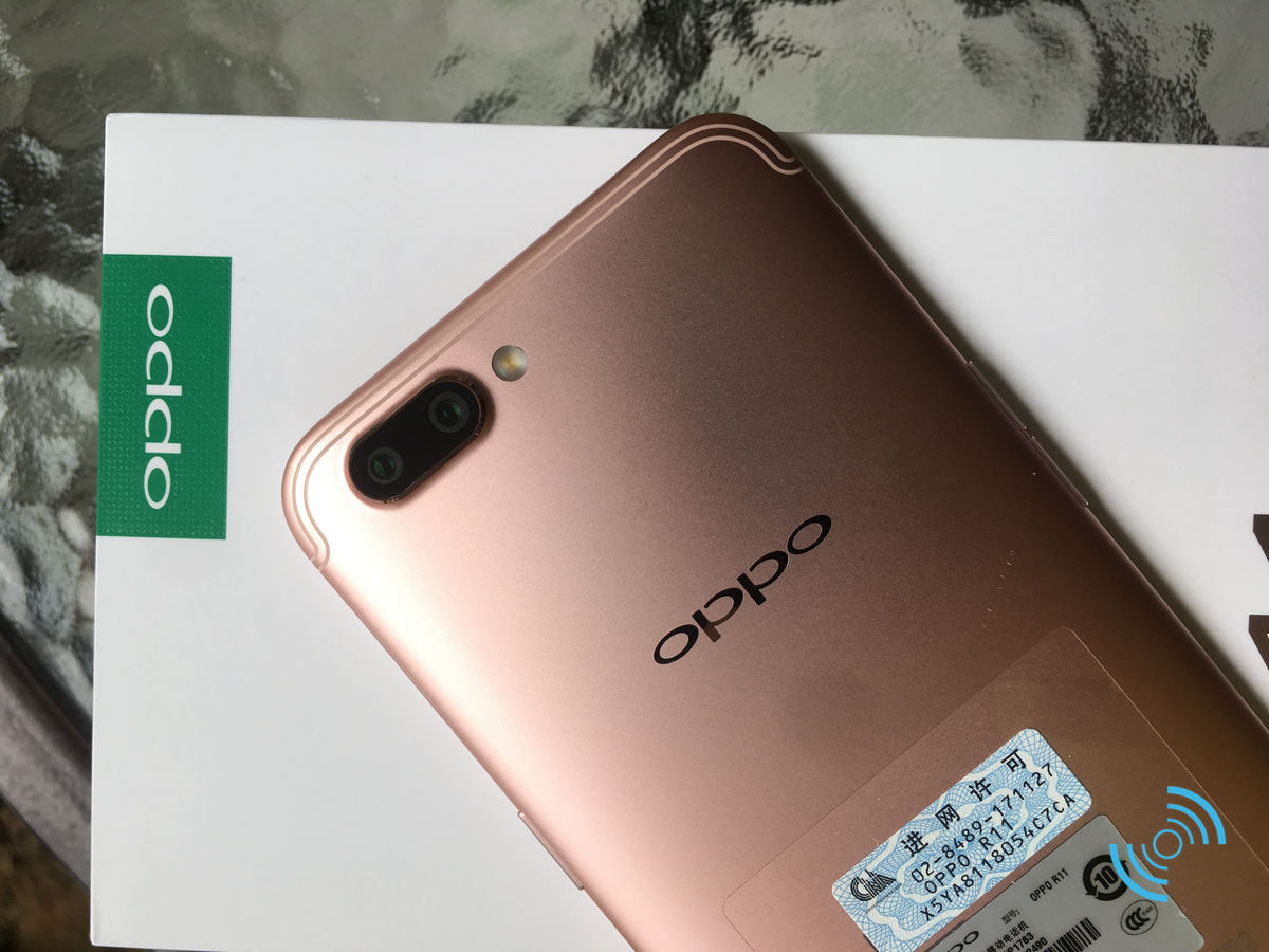 OPPO R11 Dual Cameras