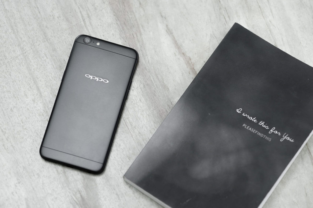OPPO F3 Lite