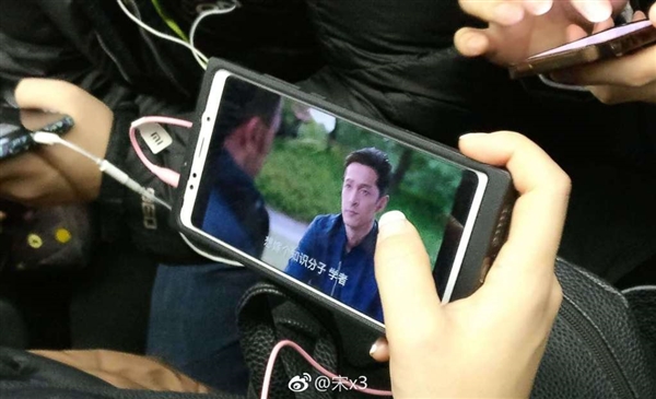 Alleged Xiaomi R1 in real
