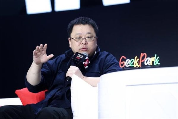 Smartisan CEO Luo Yonnghao