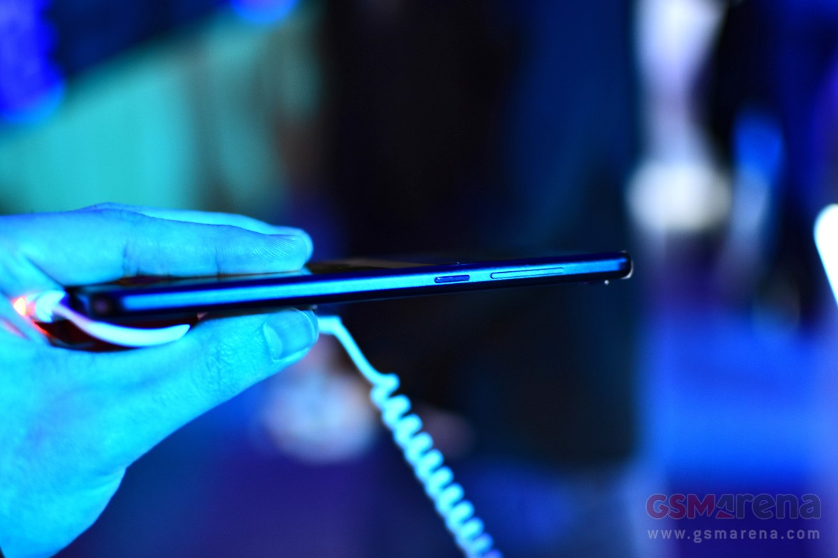 ZTE Blade V9 & Blade V9 Vita Exude Some Radiance in these Hands On ...