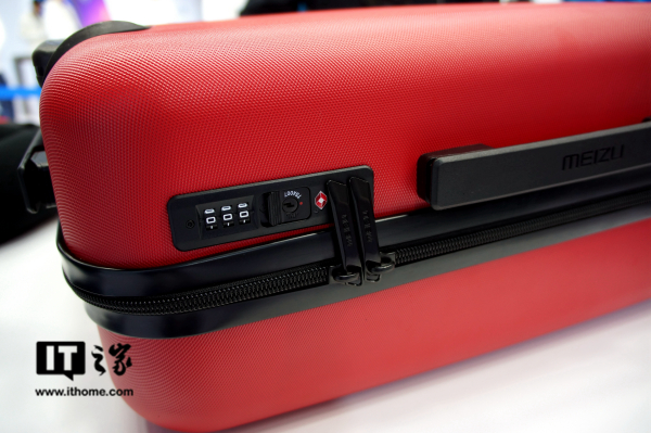 Red Kumamon Suitcase