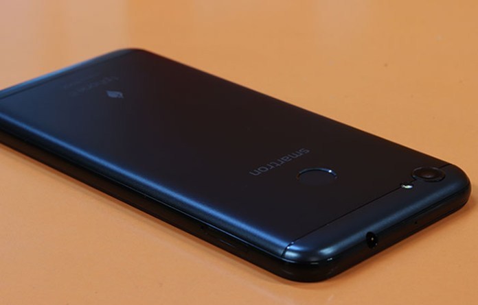 Smartron t.phone P Gold Edition Launched In India, Costs Rs. 7,999 ($121) smartron