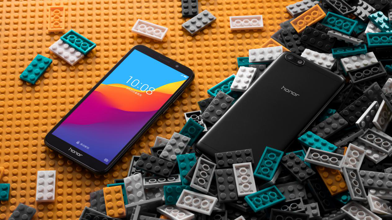 Honor Play 7 Goes Official with Full Screen Design, 599 Yuan (~$93) Pricing Honor 7