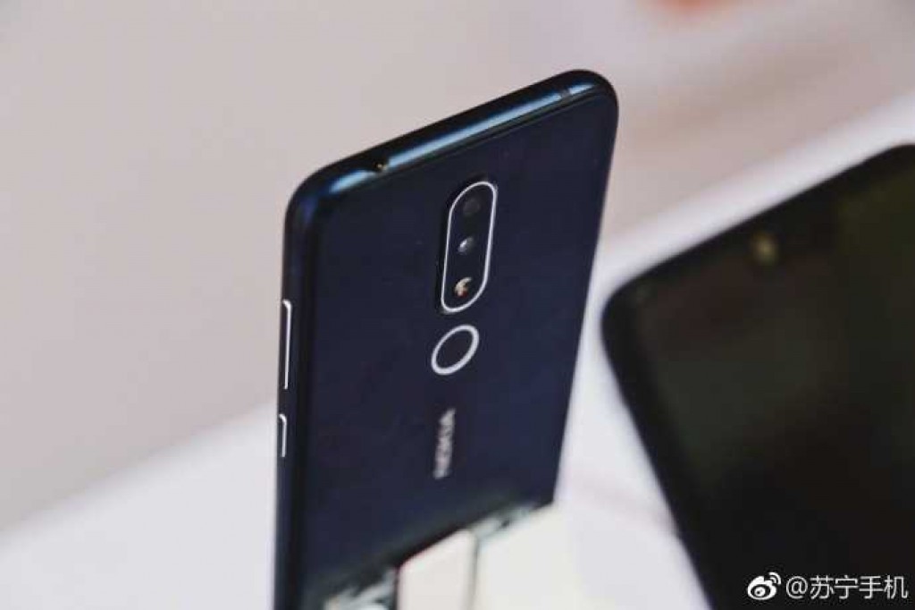 Nokia X high-res photos