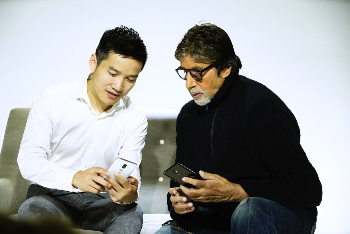 Pete Lau and Amitabh Bachchan Appeared With OnePlus 6