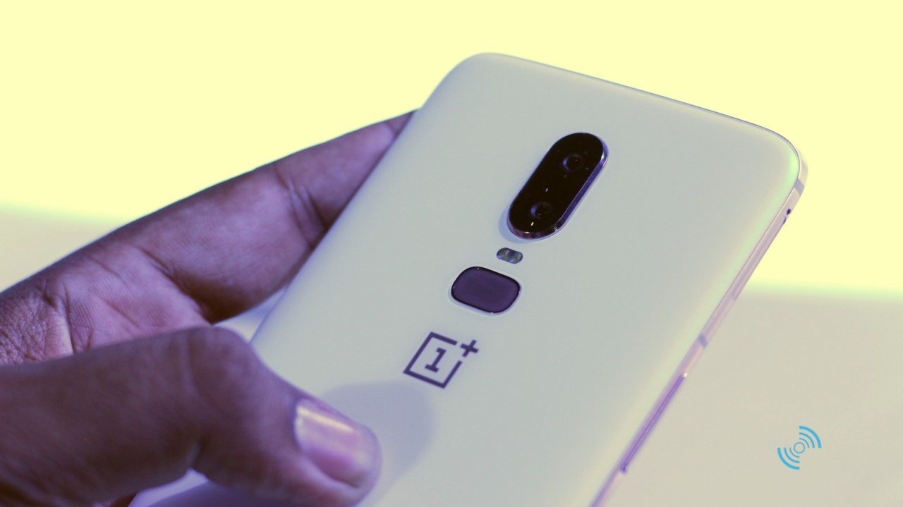 OnePlus 6 Silk White Hands On 15