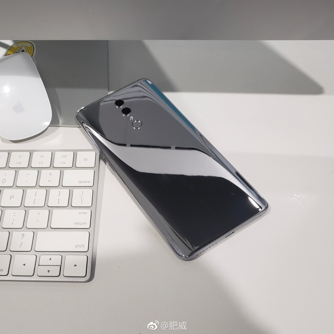 Honor Note 10 Rear 1