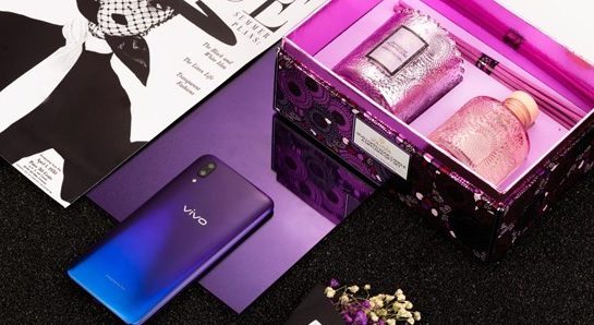 The Vivo X21 Night Purple Edition with Aromatherapy Gift Set makes for ...