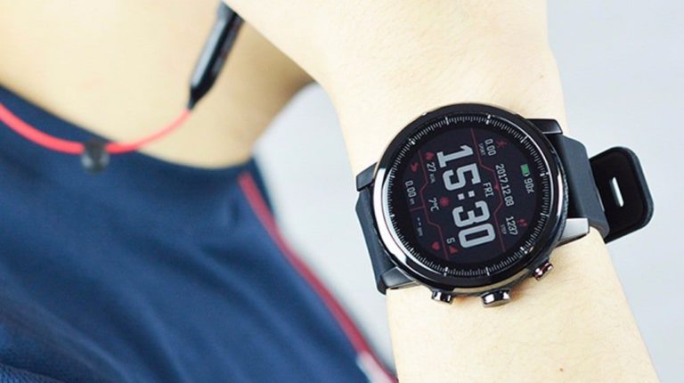 smartwatch compatible with iphone 6s plus