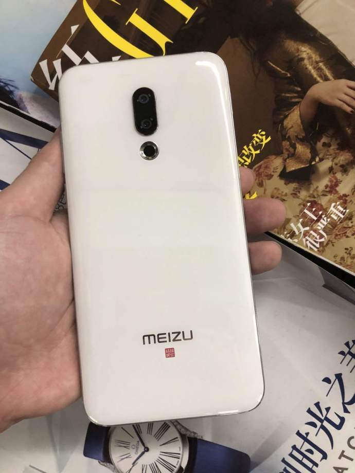 Meizu 16 Rear