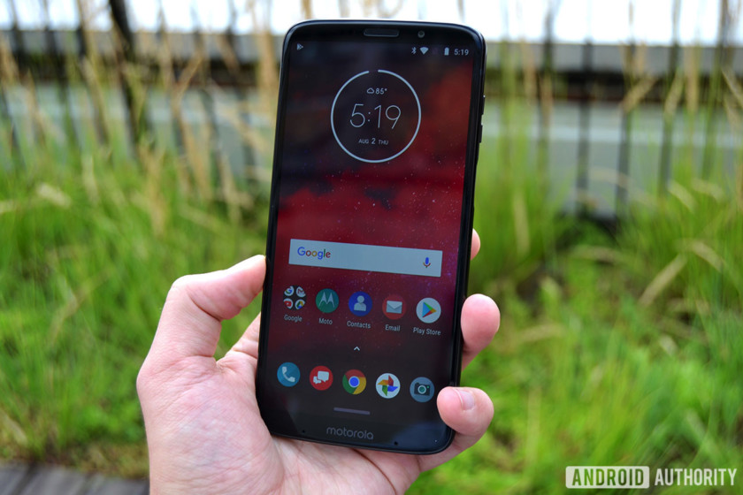 Motorola Moto G5 and Moto G5 Plus receive Android 8.1 update in the U.S