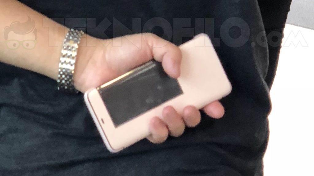 Huawei Mate 20 Pro white 1