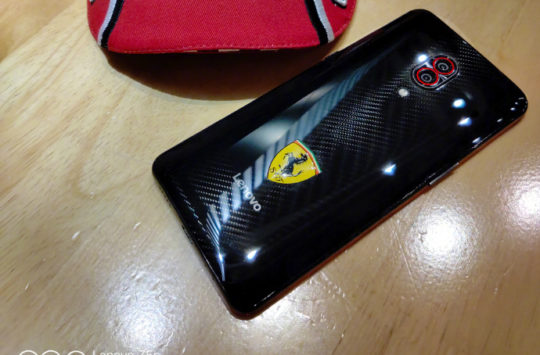 Max vs xs iphone lenovo pro z5 gt display