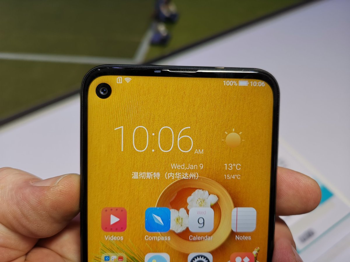 HiSense-U30_.jpg