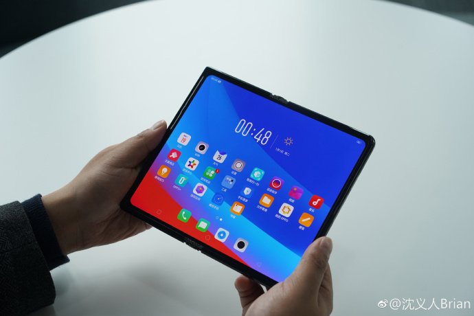 OPPO Foldable Phone 2