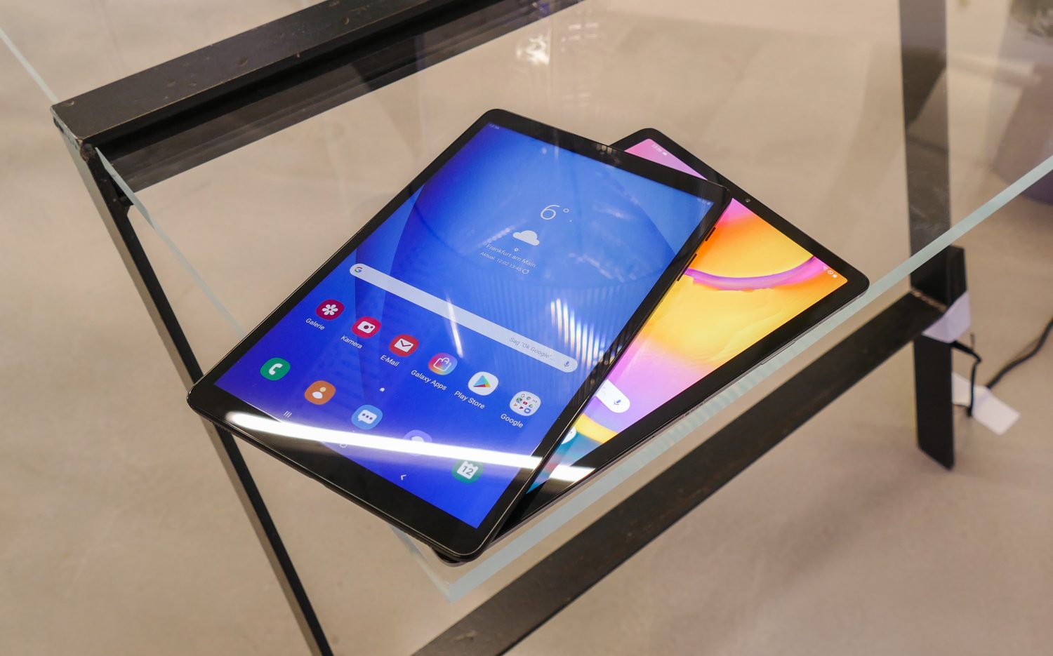 Galaxy Tab A 10.1 (2019) and Galaxy Tab S5e (bottom(.