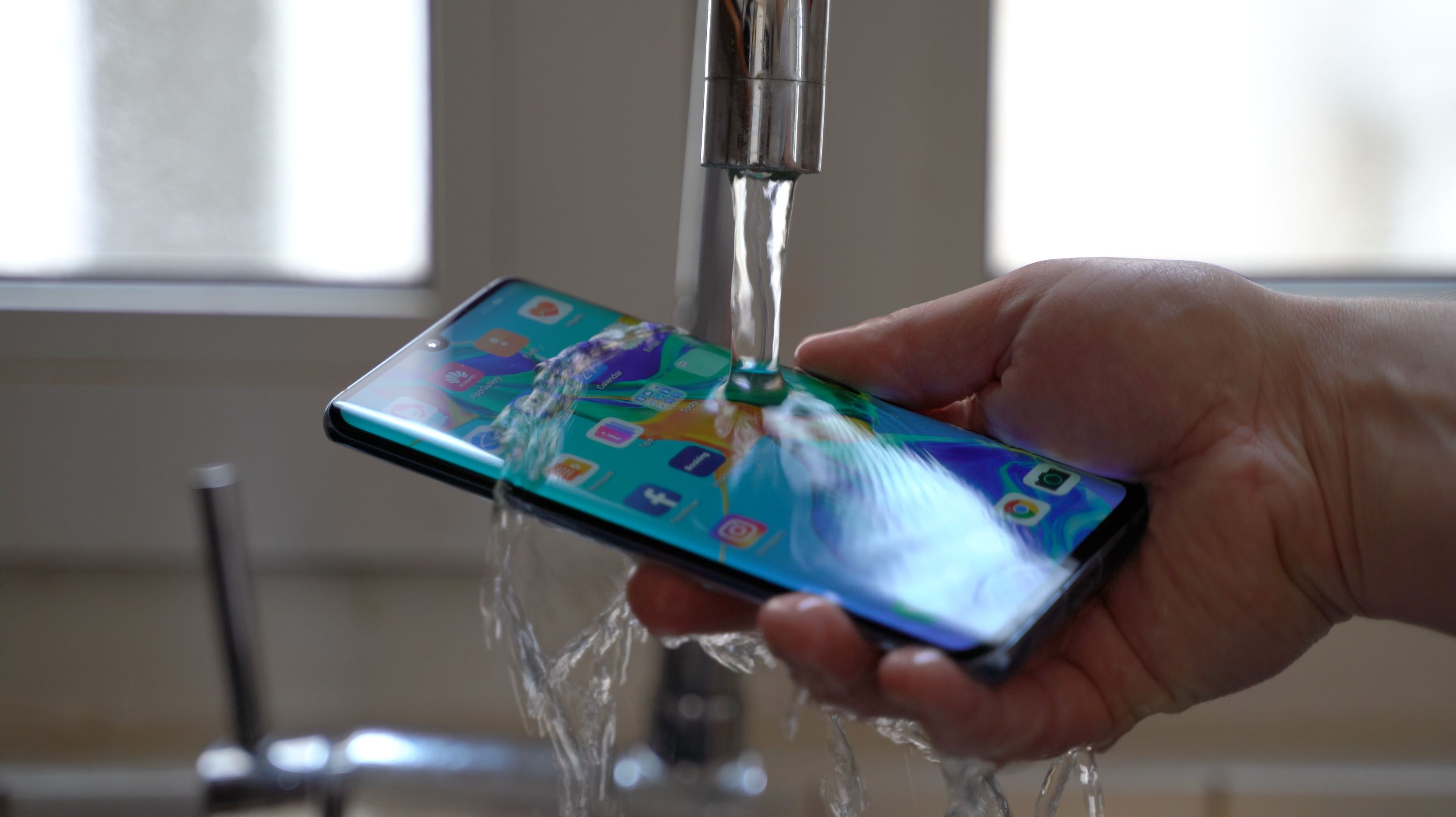 Image result for Huawei P30 Pro Water Resistant