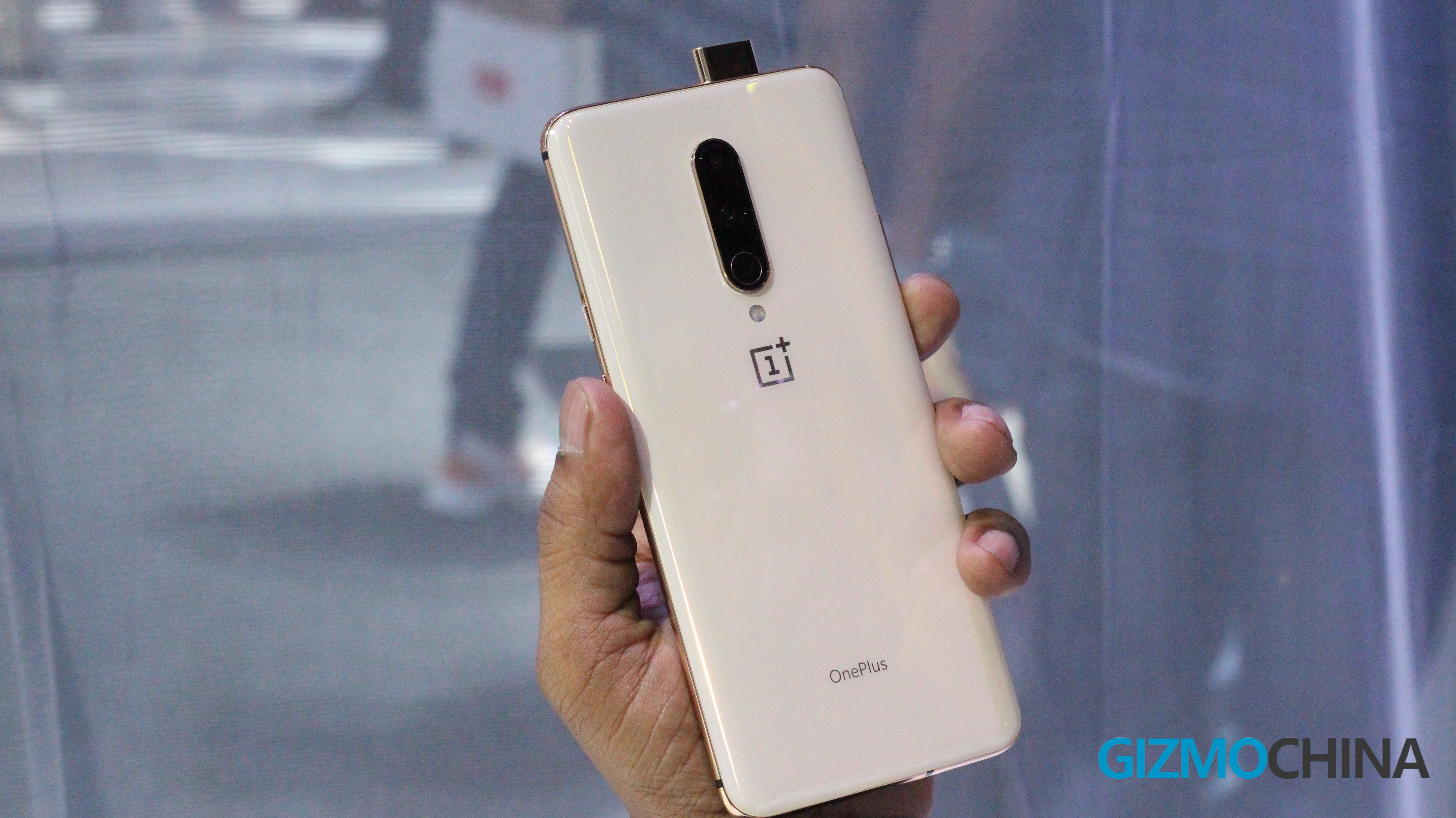 OnePlus 7 Pro Almond hands on 06