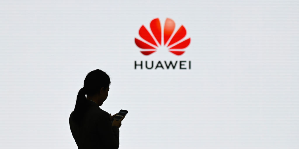 Huawei S Own Os Is Coming In Fall Features Android App Compatibility Gizmochina