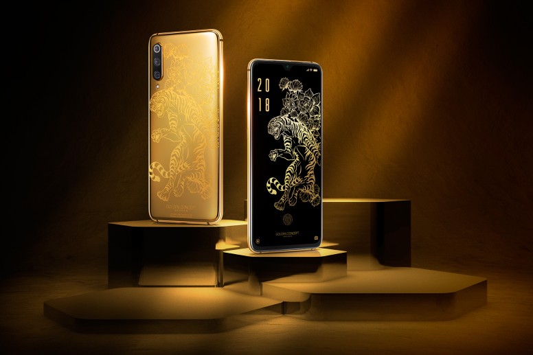 The gold Mi 9.