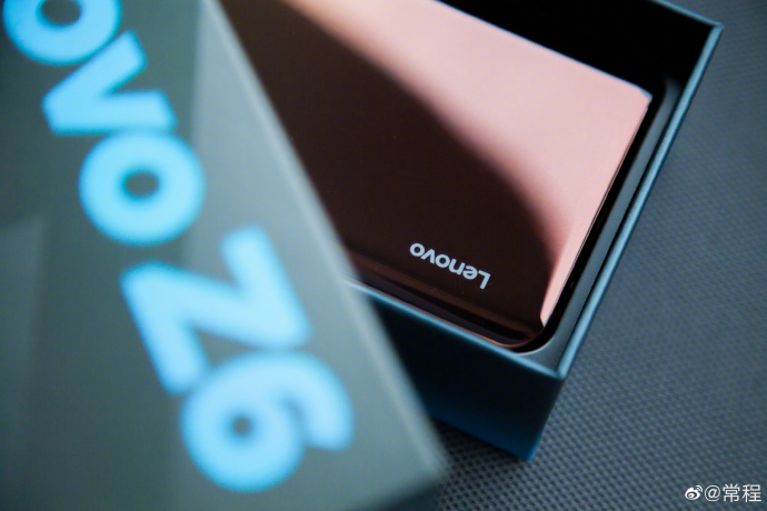 Lenovo Z6 Design Details Revealed Arriving As World S Lightest Phone With 4 000mah Battery Gizmochina